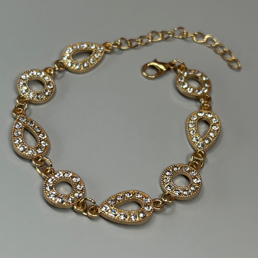 Sparkling Gold Bracelet with Rhinestone Accents